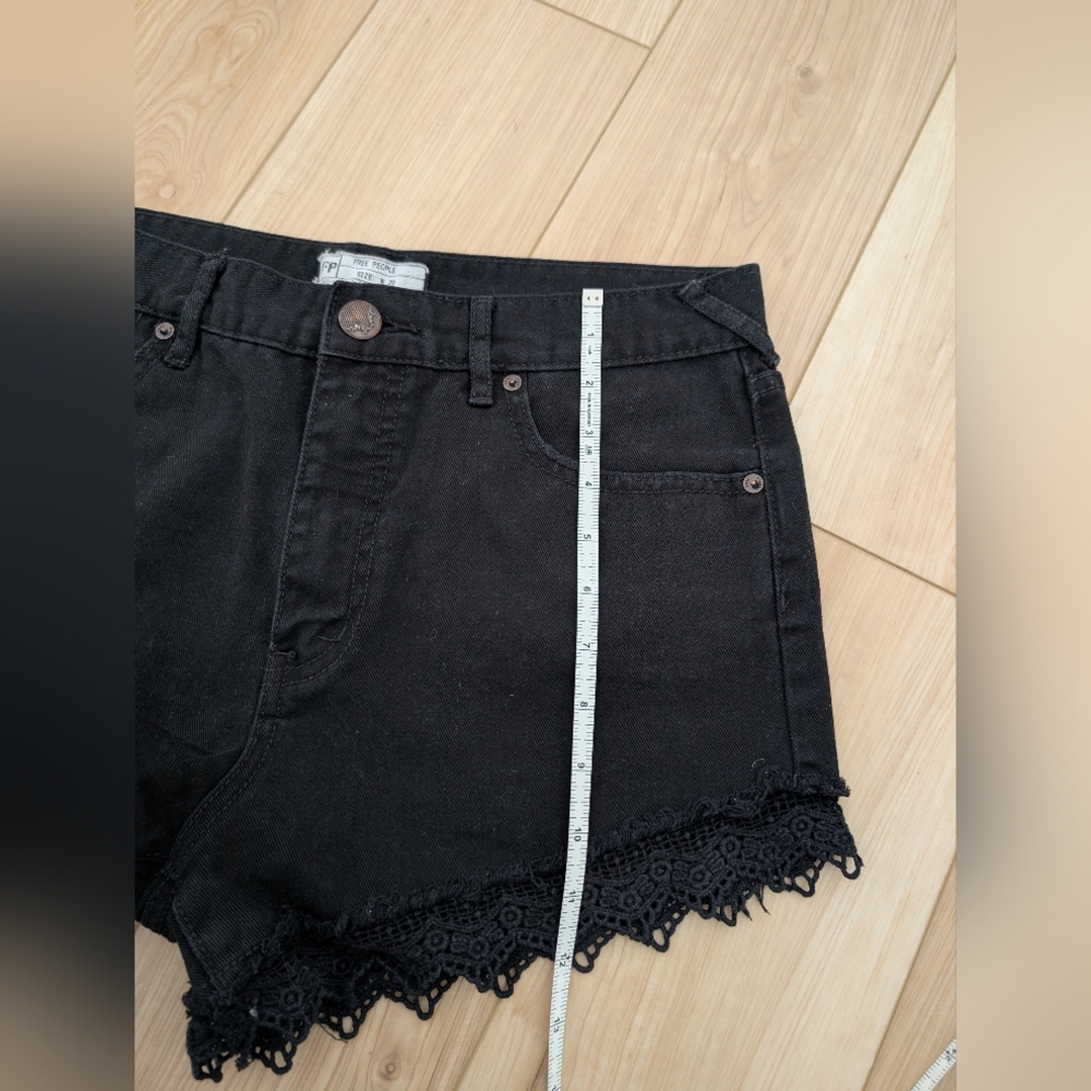 Free People Black Lace Trim Denim Women's Shorts - Picture 9 of 10